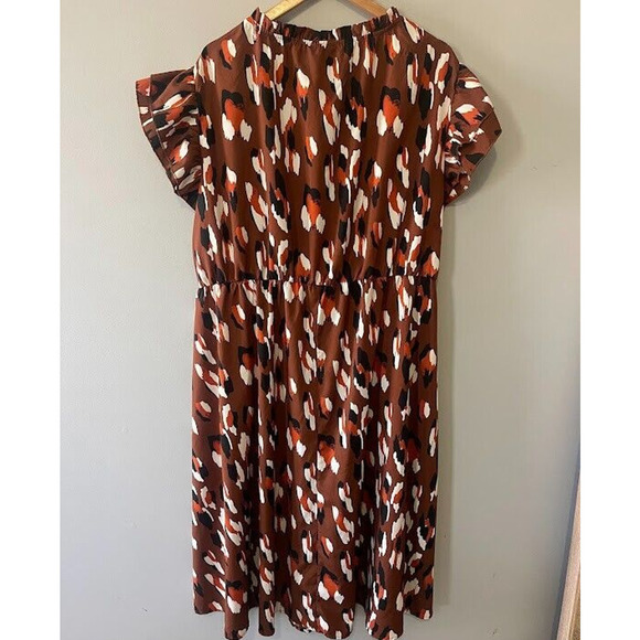 Bloom Chic Plus Size 26 Dress Brown Animal Print High Neck Ruffles - Picture 6 of 7